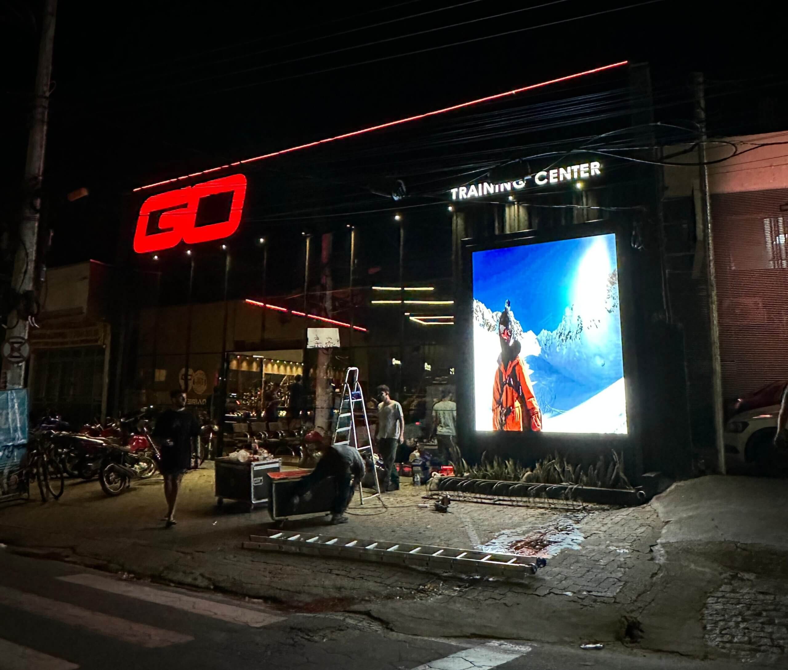 ON Mídia inaugura painel de LED em ponto estratégico de Timóteo soaquinoticias